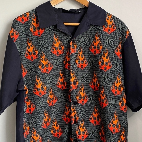 Vintage ODO Black/Grey Flame Print Casual Button Up Men's Shirt Large Dad Island - Picture 1 of 8